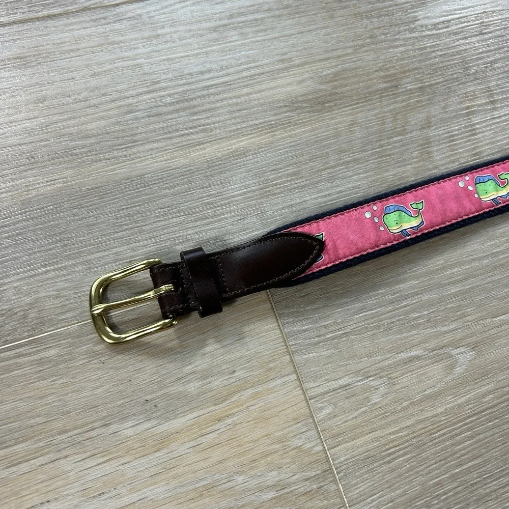 Vineyard Vines Whale Belt Men's Size 28 Pink/ Navy Blue Solid Brass Buckle